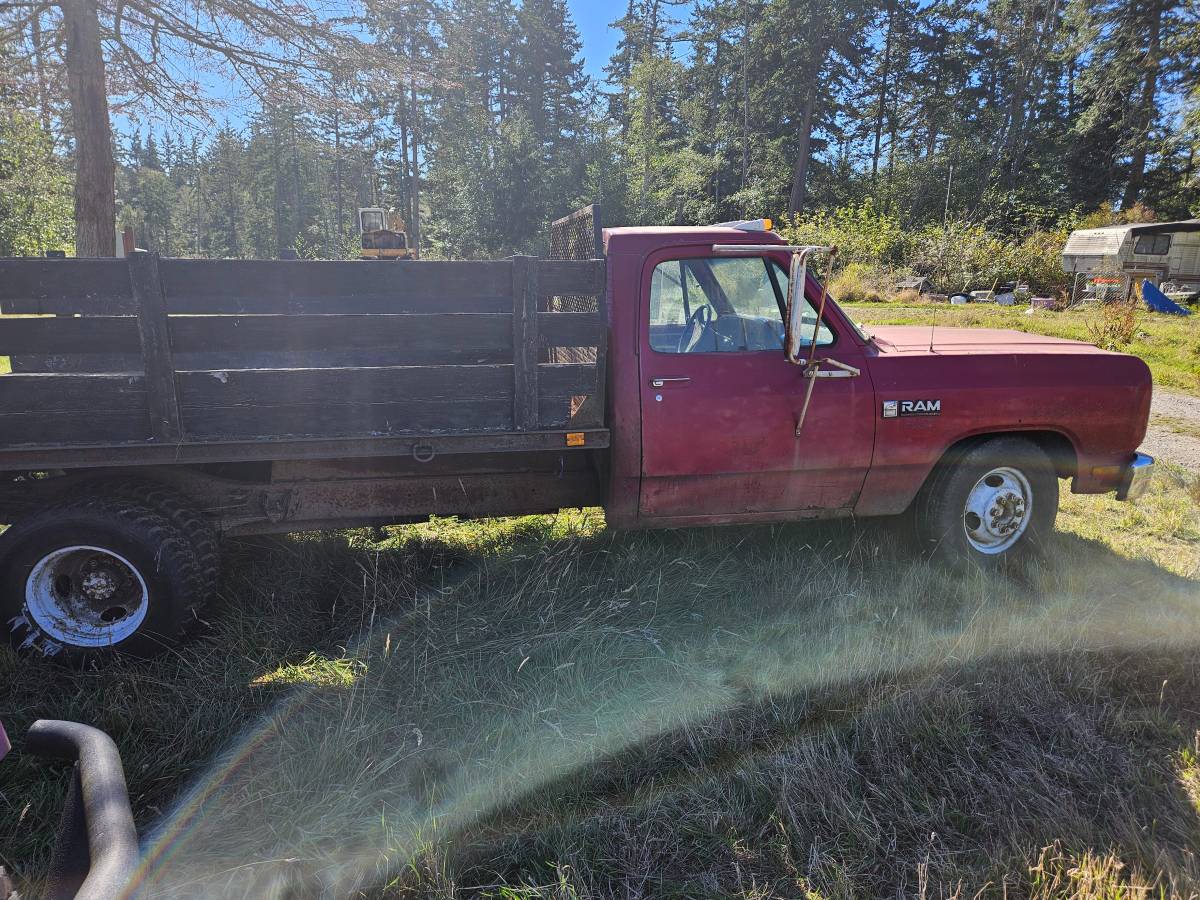 Dodge-d350-turbo-diesel-1989-red-8