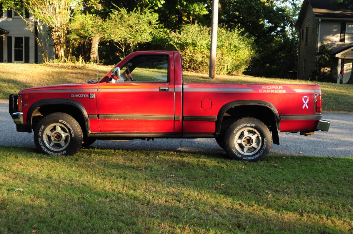 Dodge-dakota-4x4-1989-red