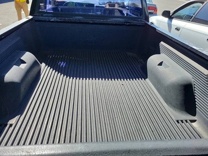Dodge-dakota-sportslt-1994-black-9