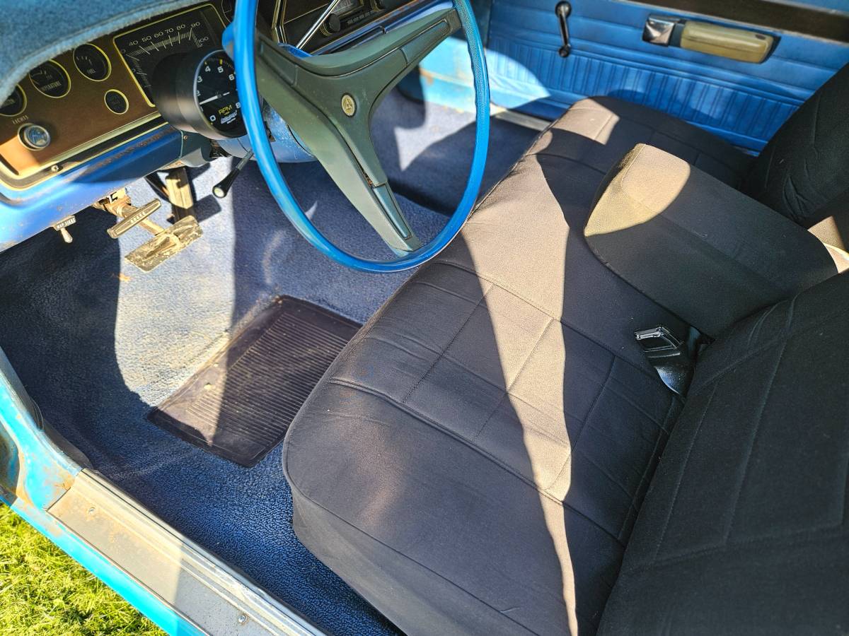 Dodge-dart-swinger-1972-blue-1
