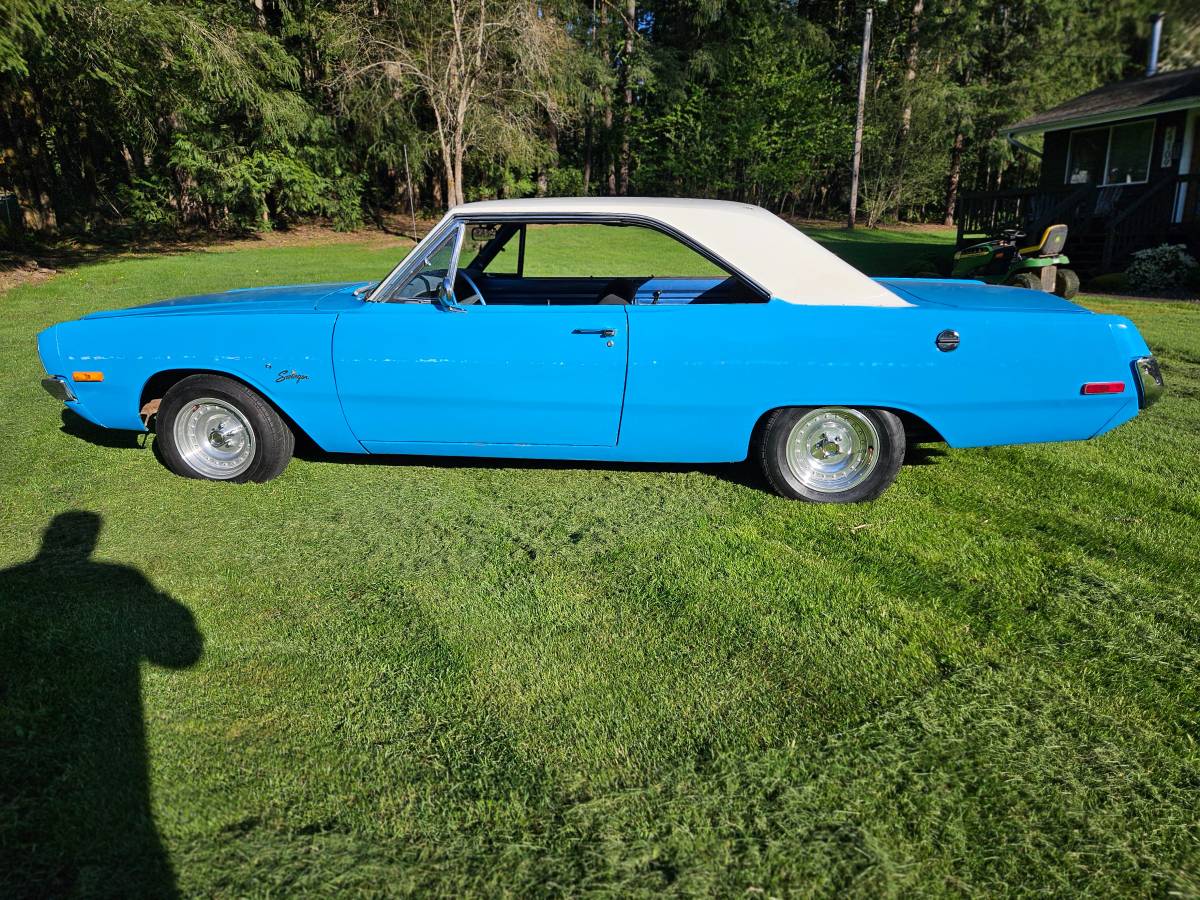 Dodge-dart-swinger-1972-blue-14