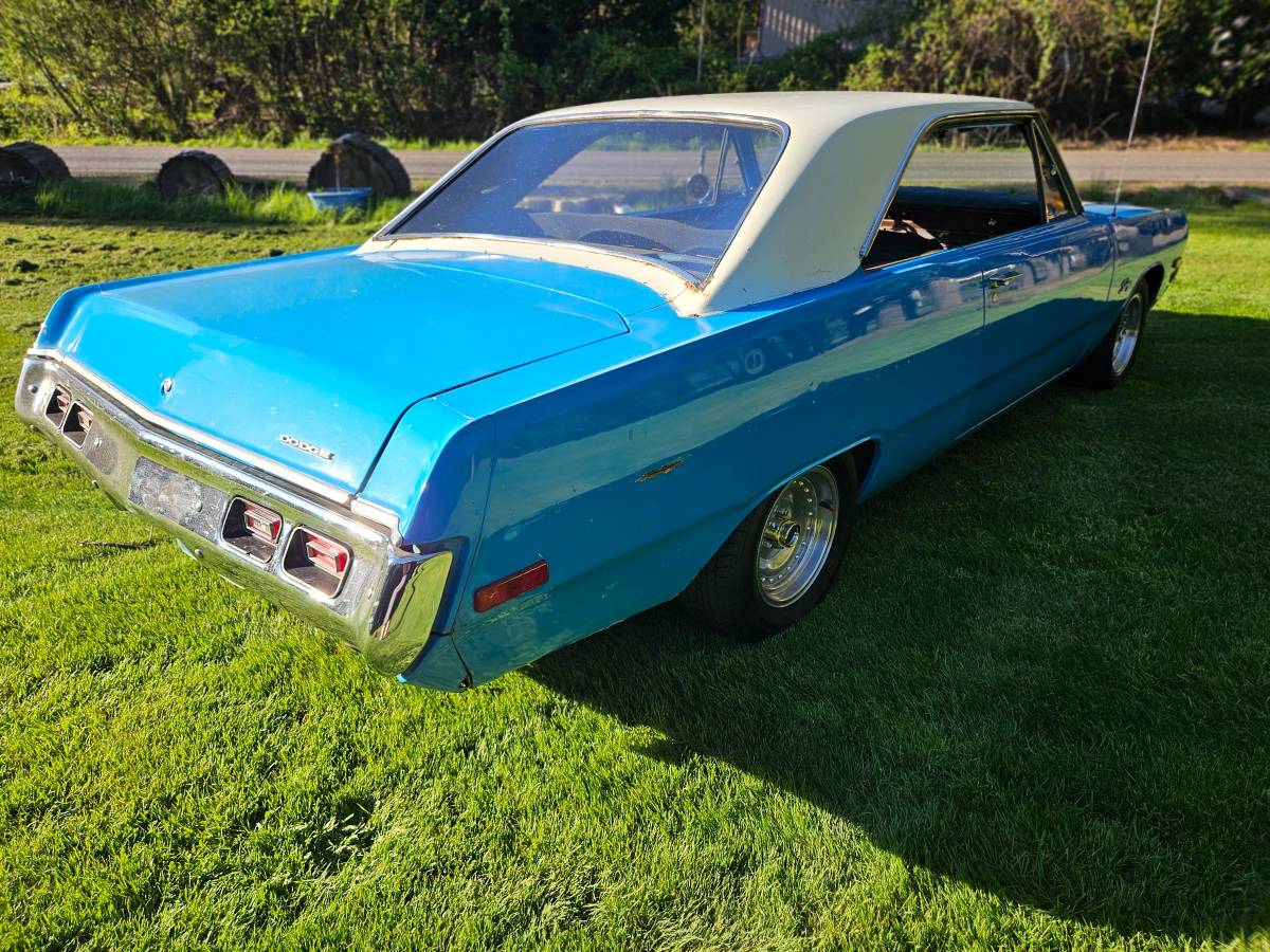 Dodge-dart-swinger-1972-blue-15