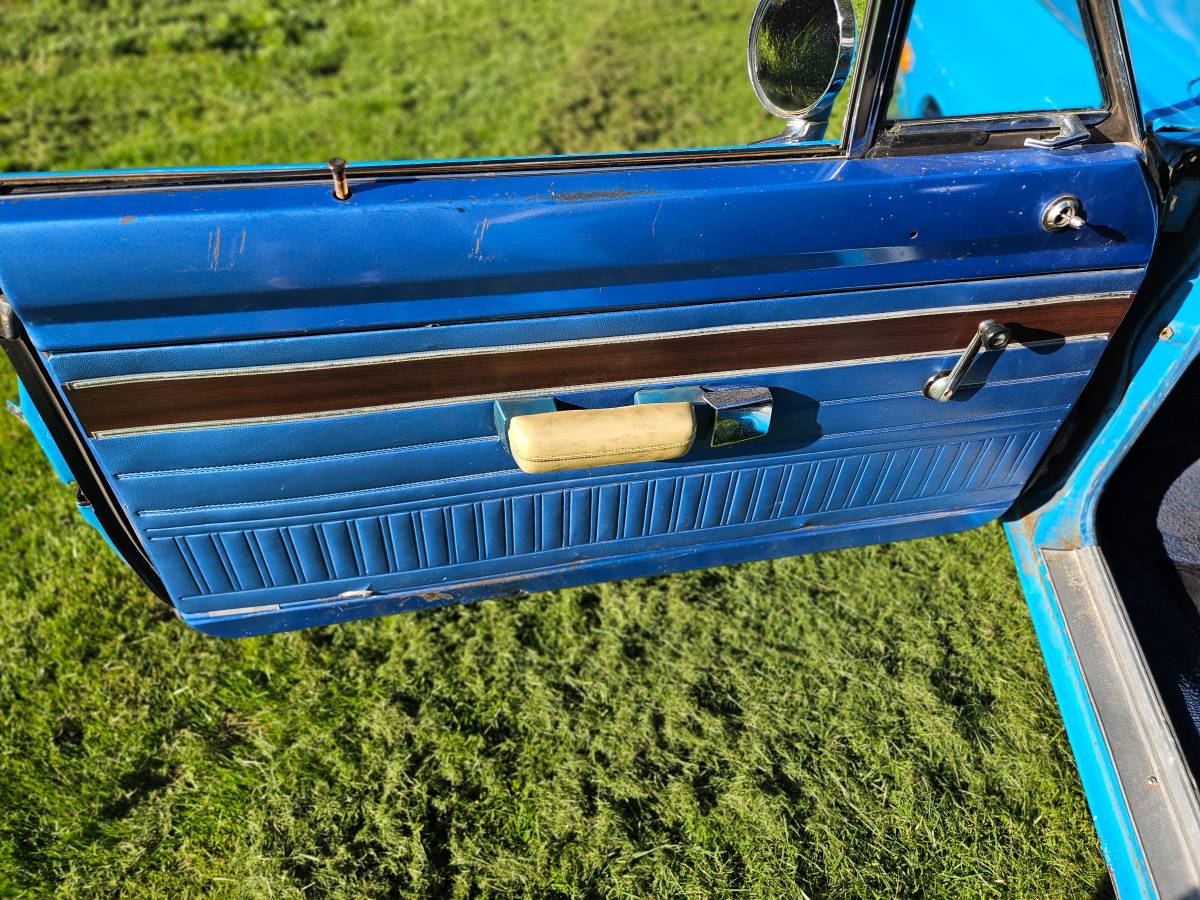 Dodge-dart-swinger-1972-blue-16
