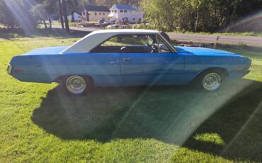 Dodge-dart-swinger-1972-blue