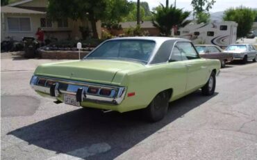 Dodge-dart-swinger-1973-green-1