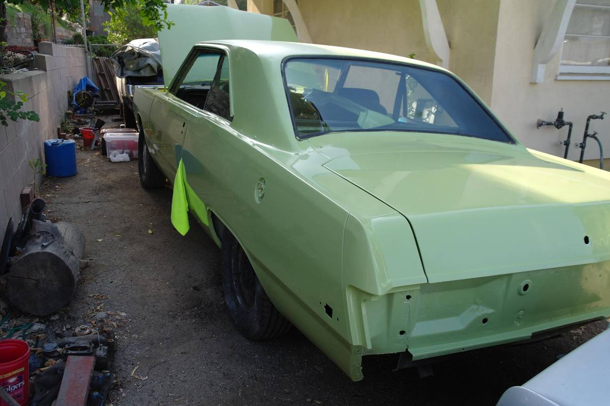 Dodge-dart-swinger-1973-green-4