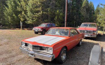 Dodge-dart-swinger-1975-10