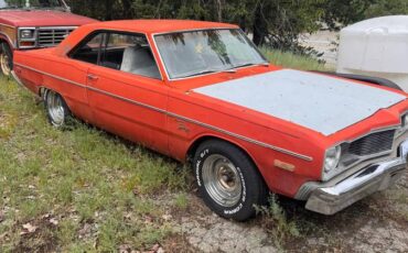 Dodge-dart-swinger-1975-4