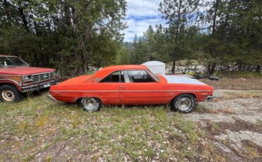 Dodge-dart-swinger-1975-5