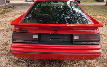 Dodge-daytona-turbo-z-1986-red-1