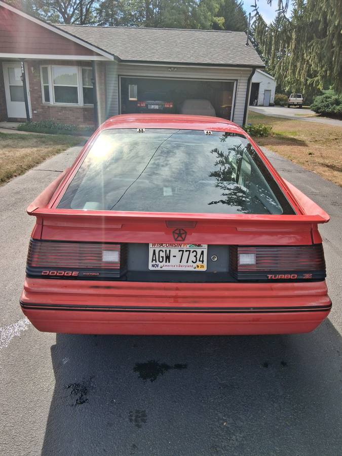 Dodge-daytona-turbo-z-1986-red-2