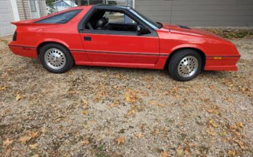 Dodge-daytona-turbo-z-1986-red-3