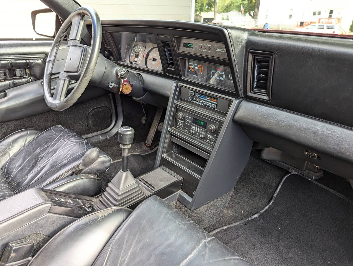 Dodge-daytona-turbo-z-1986-red-9
