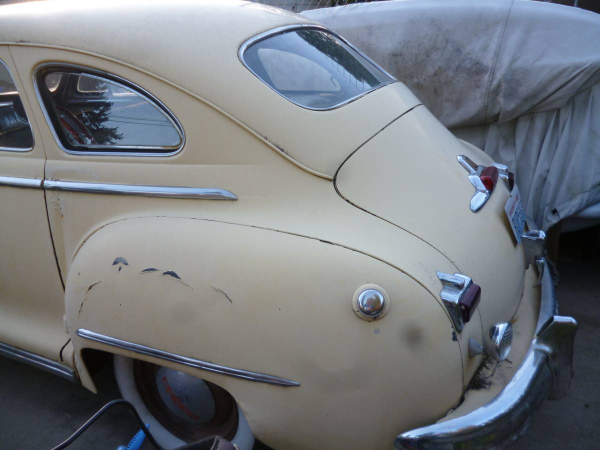 Dodge-delux-1947-2