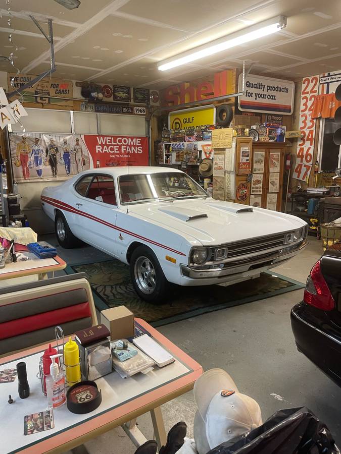 Dodge-demon-1972-white-6