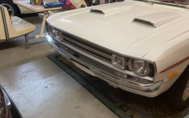 Dodge-demon-1972-white-8