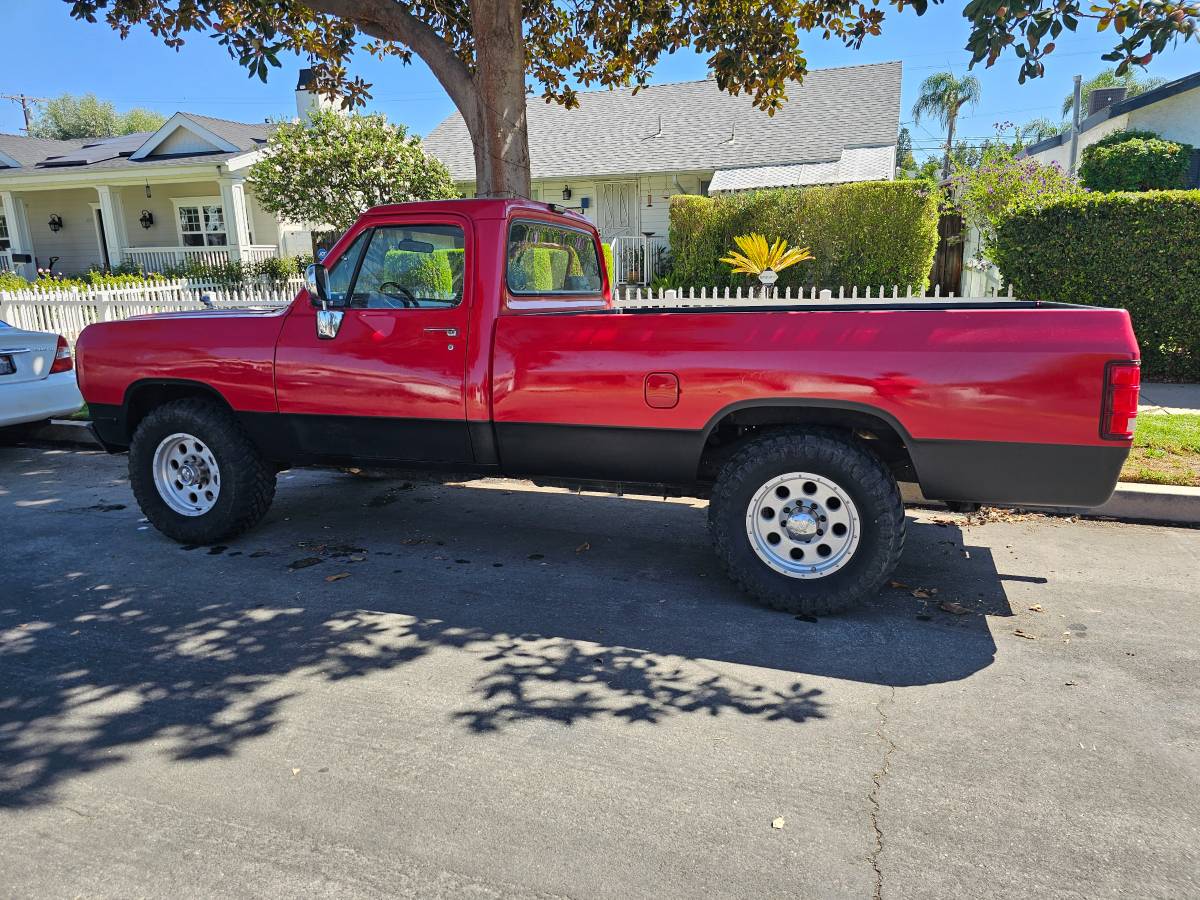 Dodge-diesel-1990-red-2