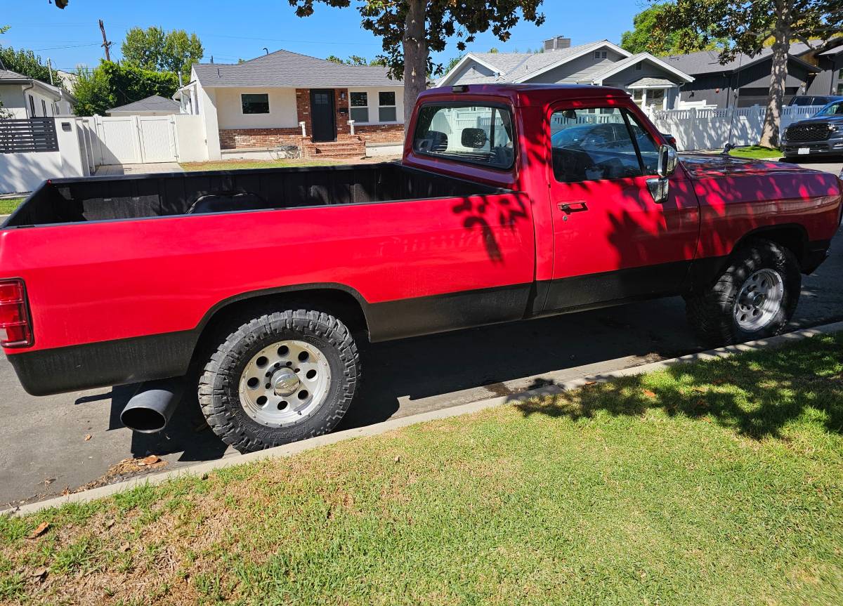Dodge-diesel-1990-red