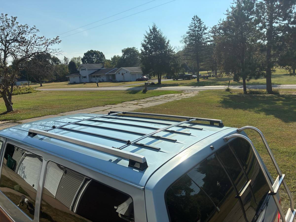 Dodge-grand-caravan-1988-blue-11