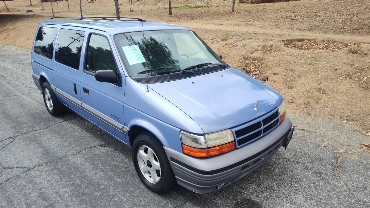Dodge-grand-caravan-se-1994-blue-1