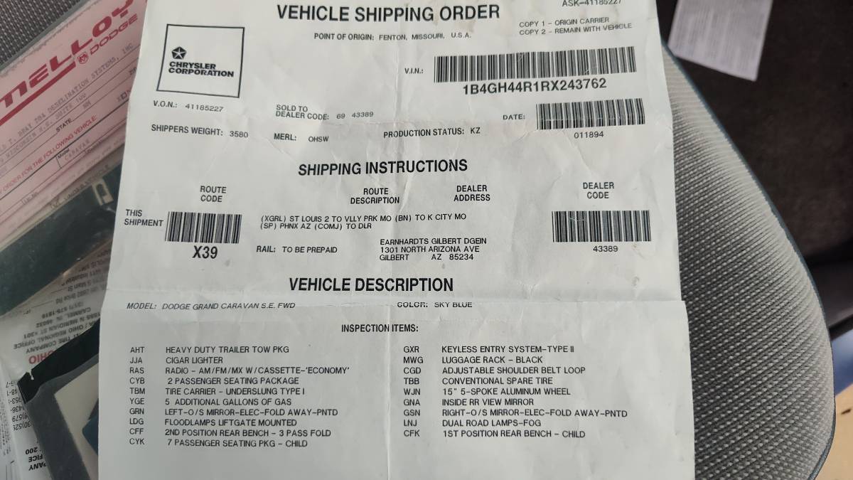 Dodge-grand-caravan-se-1994-blue-13