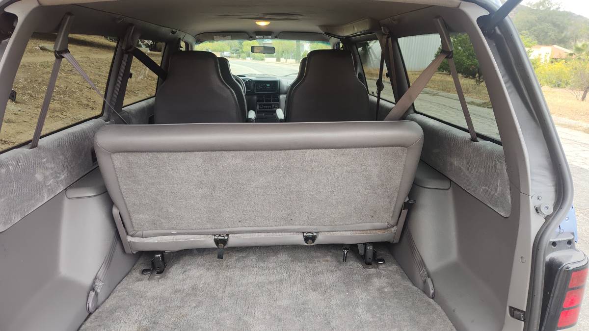 Dodge-grand-caravan-se-1994-blue-4