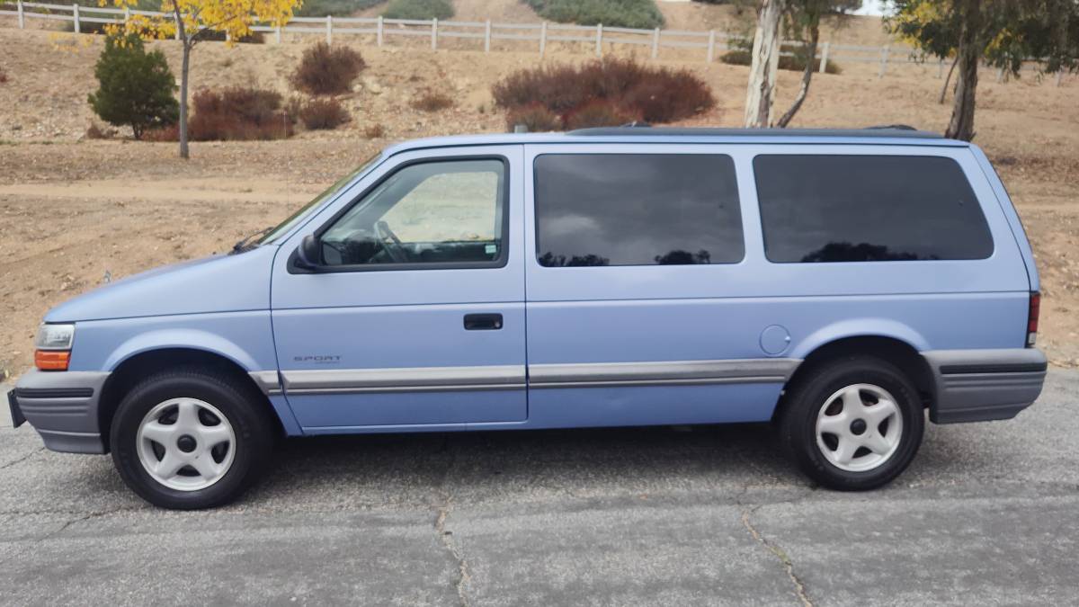Dodge-grand-caravan-se-1994-blue-8