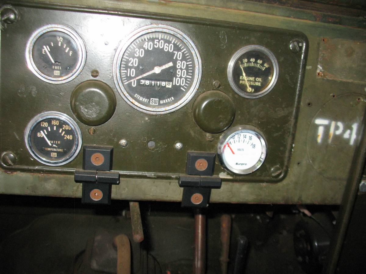 Dodge-m-37-1954-green-4
