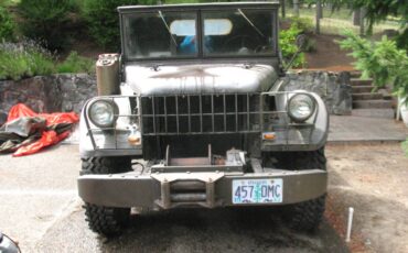 Dodge-m-37-1954-green-6