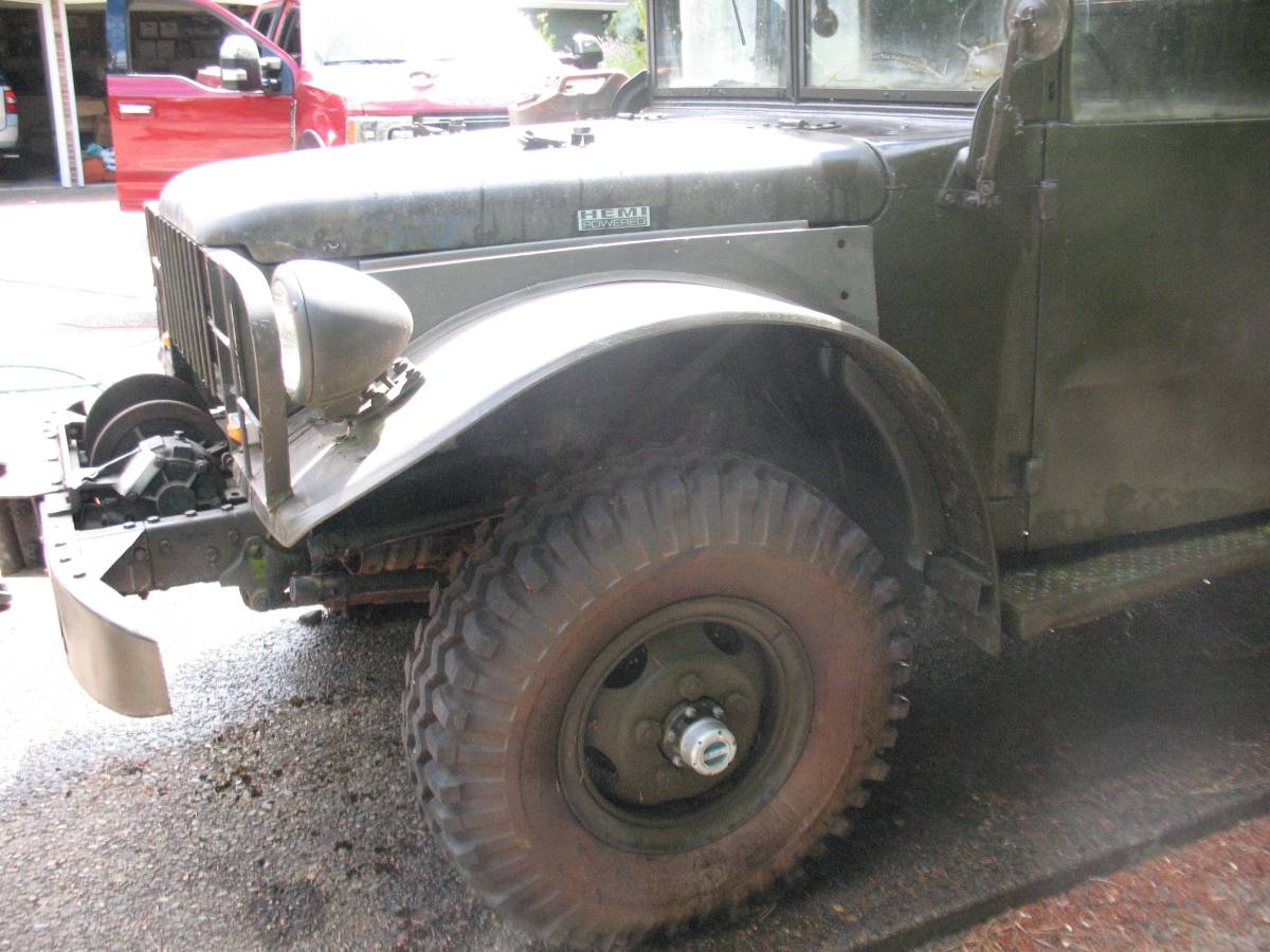Dodge-m-37-1954-green-7