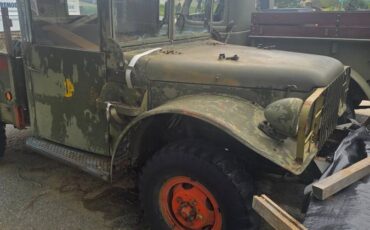 Dodge-m37-1951-green-3
