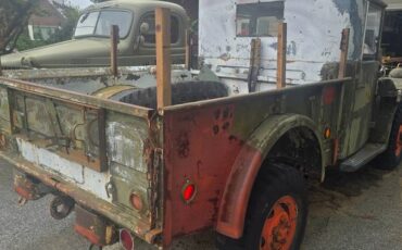 Dodge-m37-1951-green