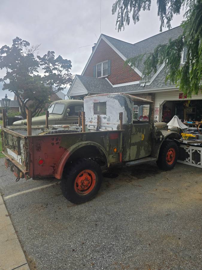 Dodge-m37-1951-green-4