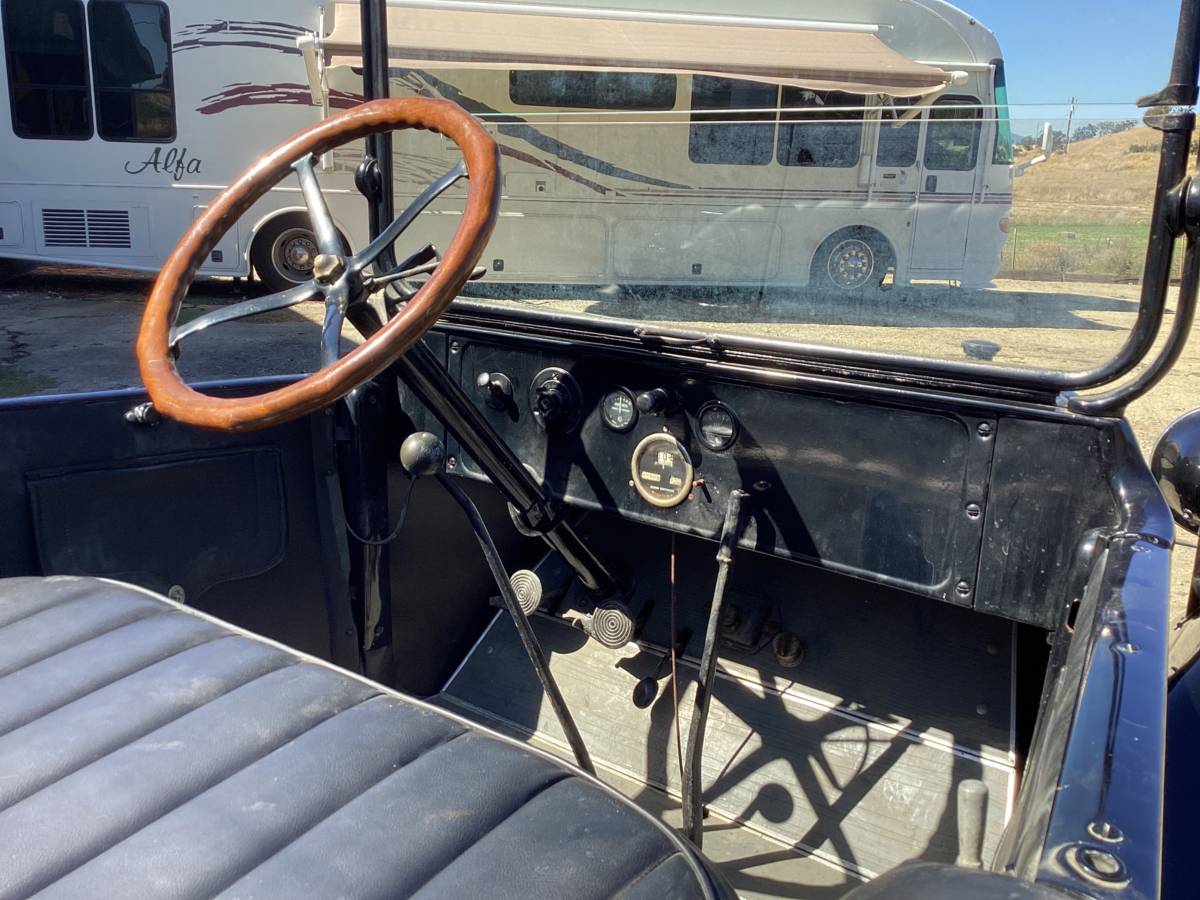 Dodge-model-30-1919-10