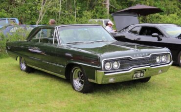 Dodge-monaco-1966-green-13