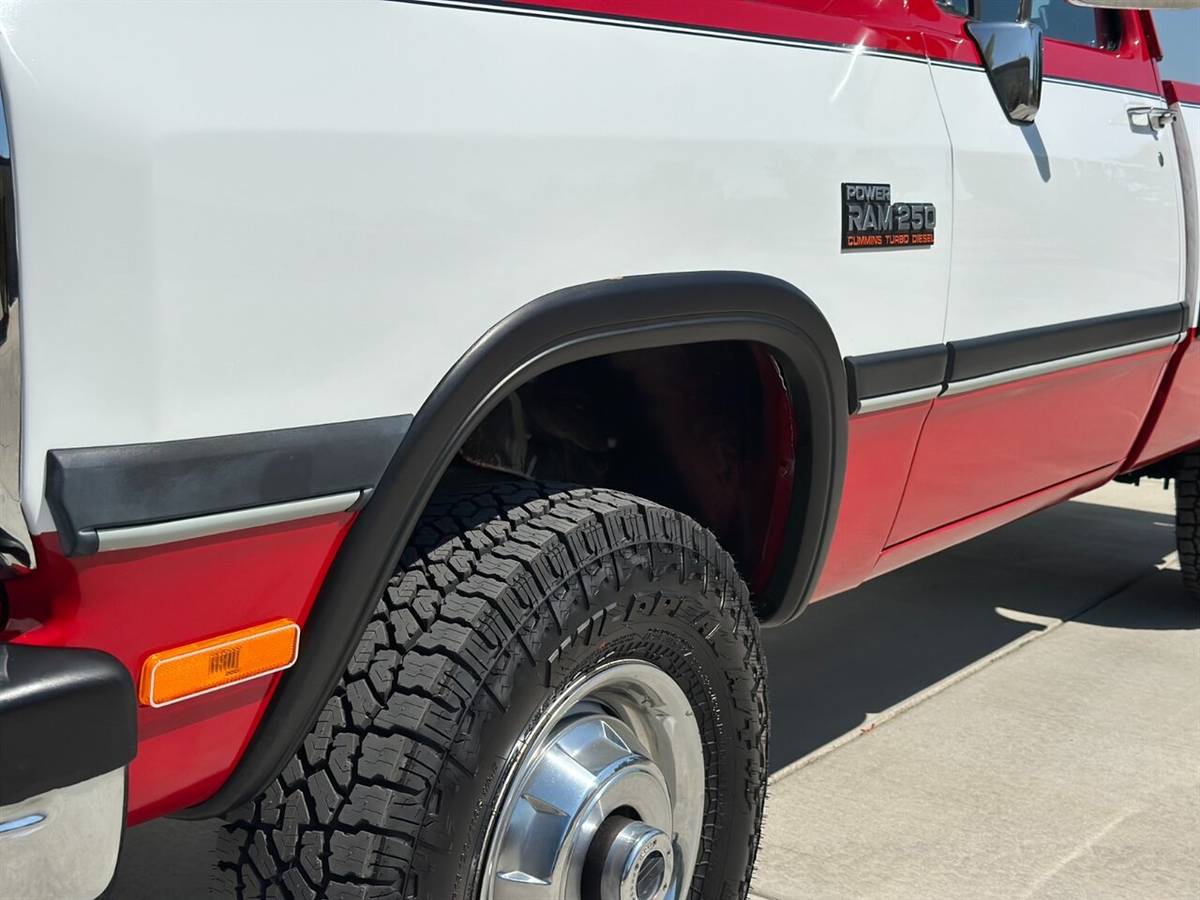 Dodge-other-pickups-w250-regular-cab-long-bed-5.9l-1991-red-14