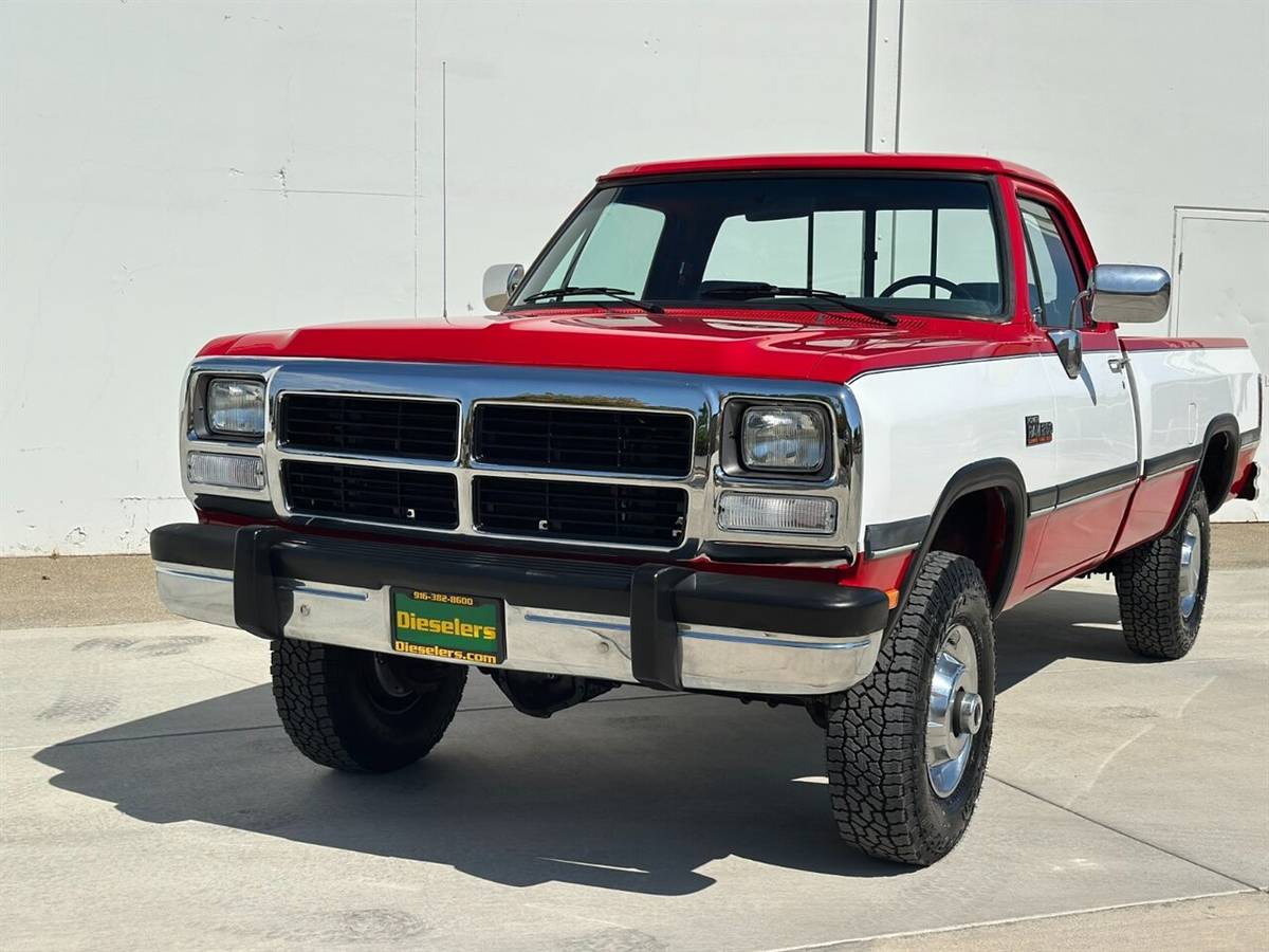 Dodge-other-pickups-w250-regular-cab-long-bed-5.9l-1991-red-21
