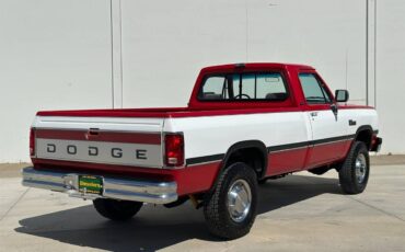 Dodge-other-pickups-w250-regular-cab-long-bed-5.9l-1991-red-3