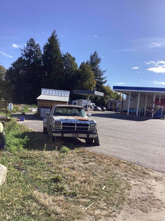 Dodge-pickup-diesel-1991-grey-1