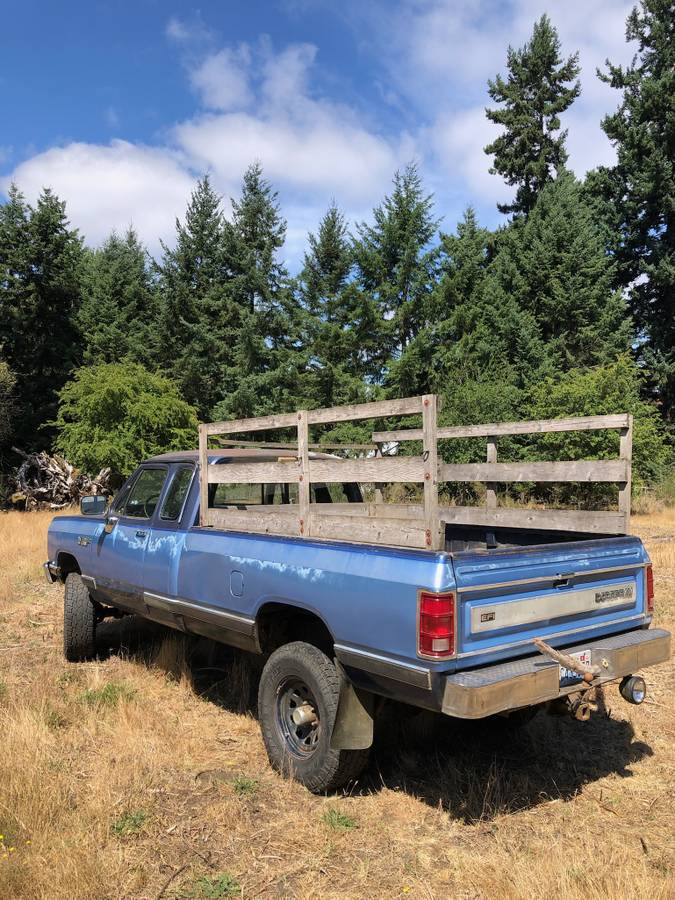 Dodge-power-ram-le150-4x4-extended-cab-and-bed-1990-blue-1