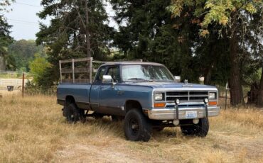 Dodge-power-ram-le150-4x4-extended-cab-and-bed-1990-blue-11
