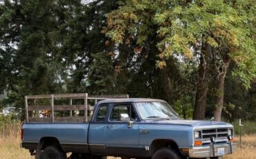 Dodge-power-ram-le150-4x4-extended-cab-and-bed-1990-blue-2