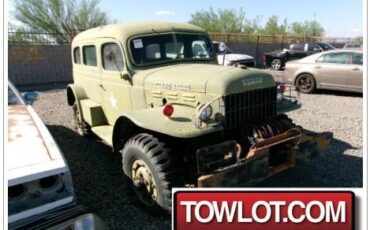 Dodge-power-wagon-1946