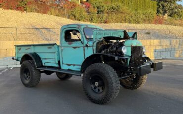Dodge-power-wagon-diesel-1957-blue-17