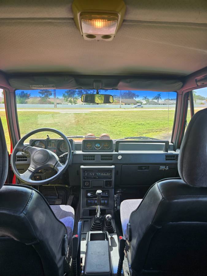 Dodge-raider-1989-red-11