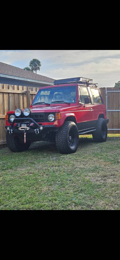 Dodge-raider-1989-red