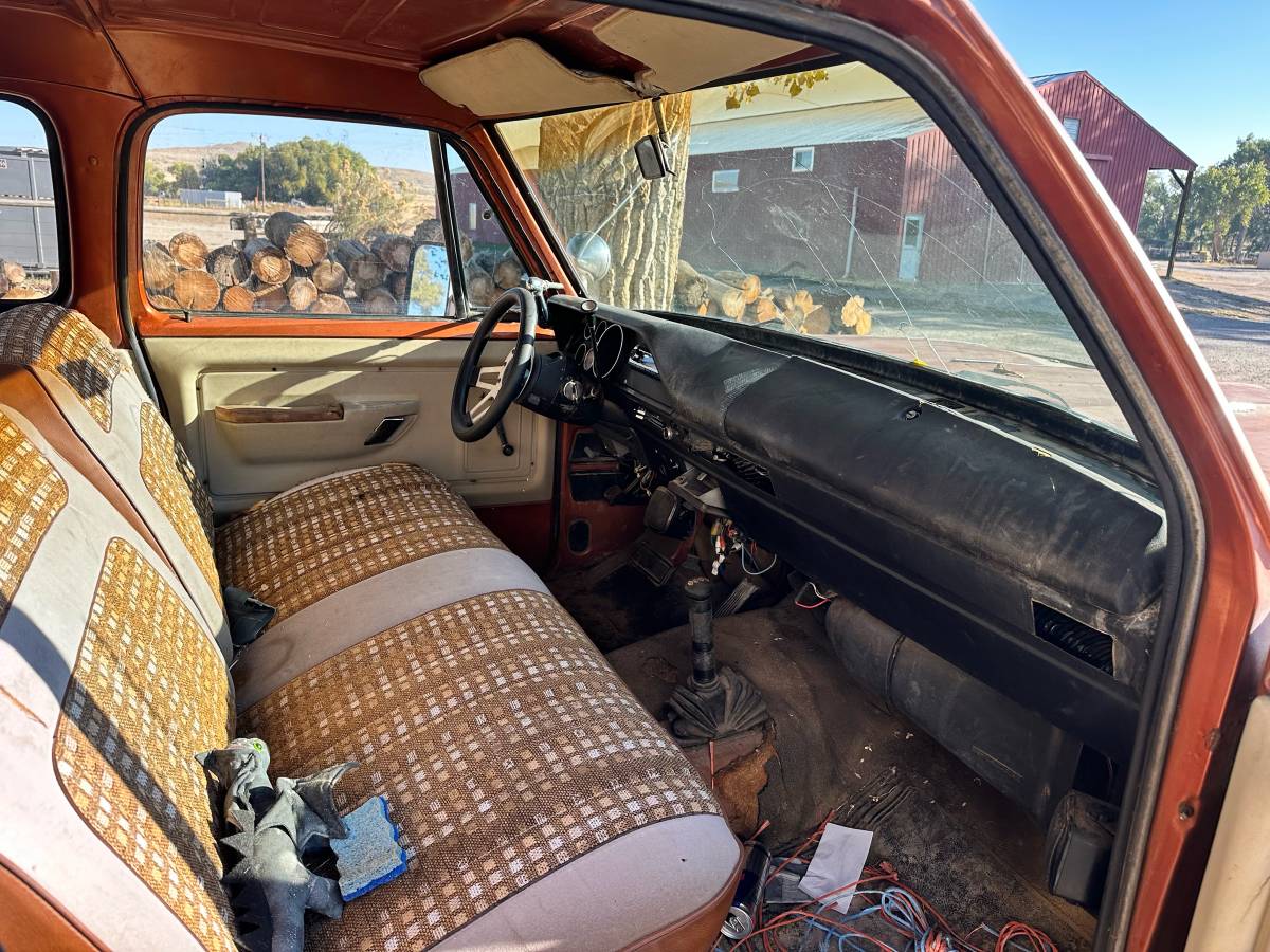 Dodge-ram-1500-1974-2