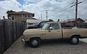 Dodge-ram-1500-1990-custom-1