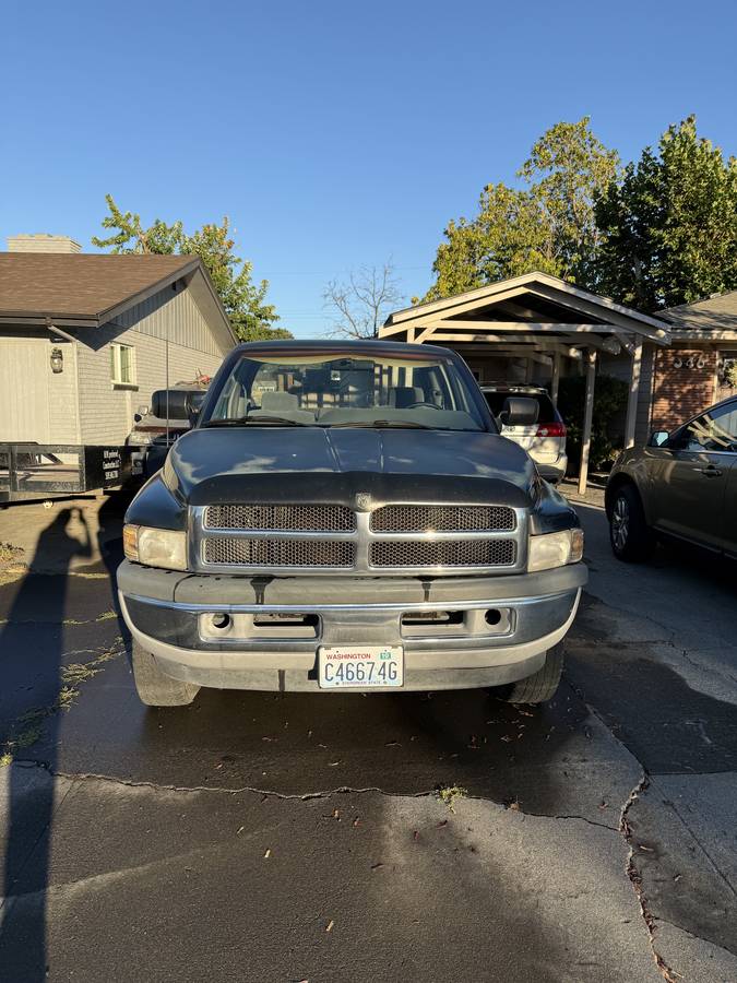 Dodge-ram-1500-1996-green-2