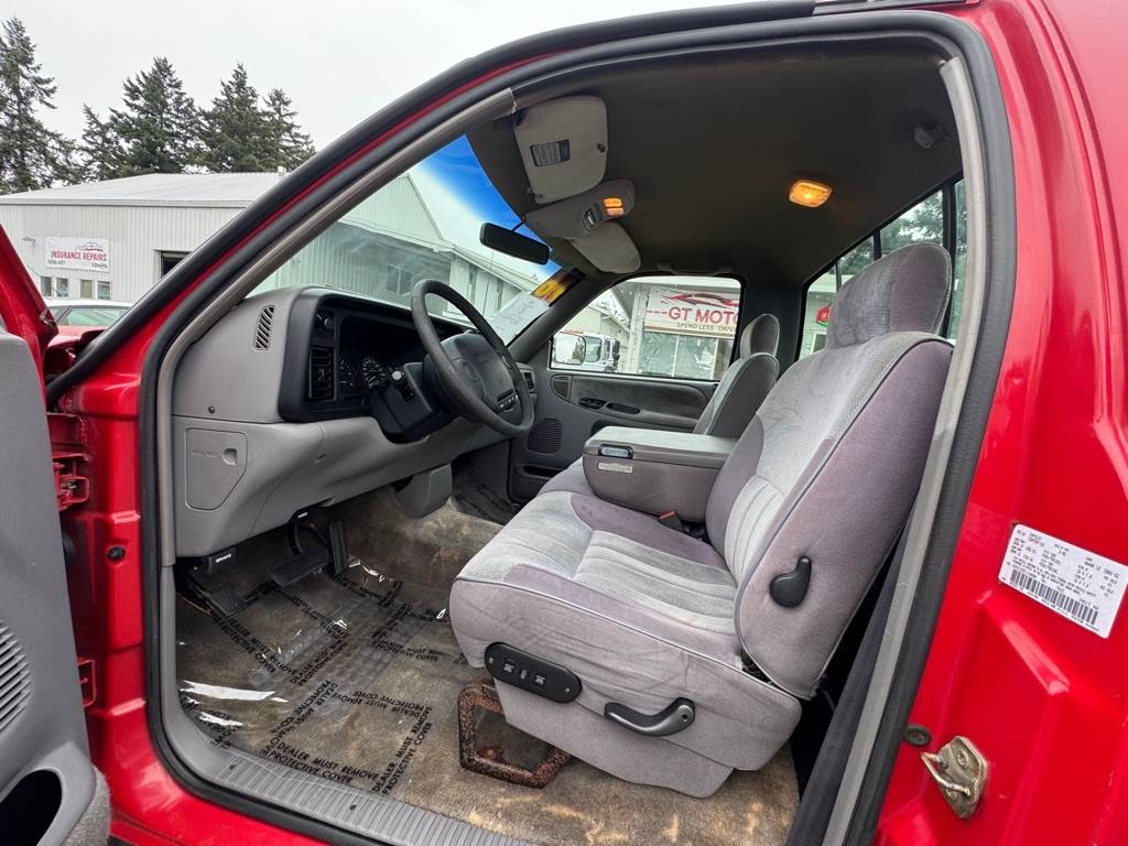 Dodge-ram-1500-1996-red-12